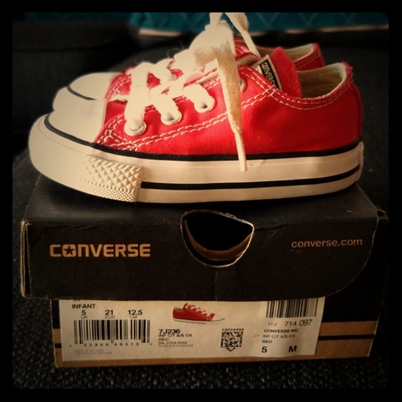 red baby converse shoes